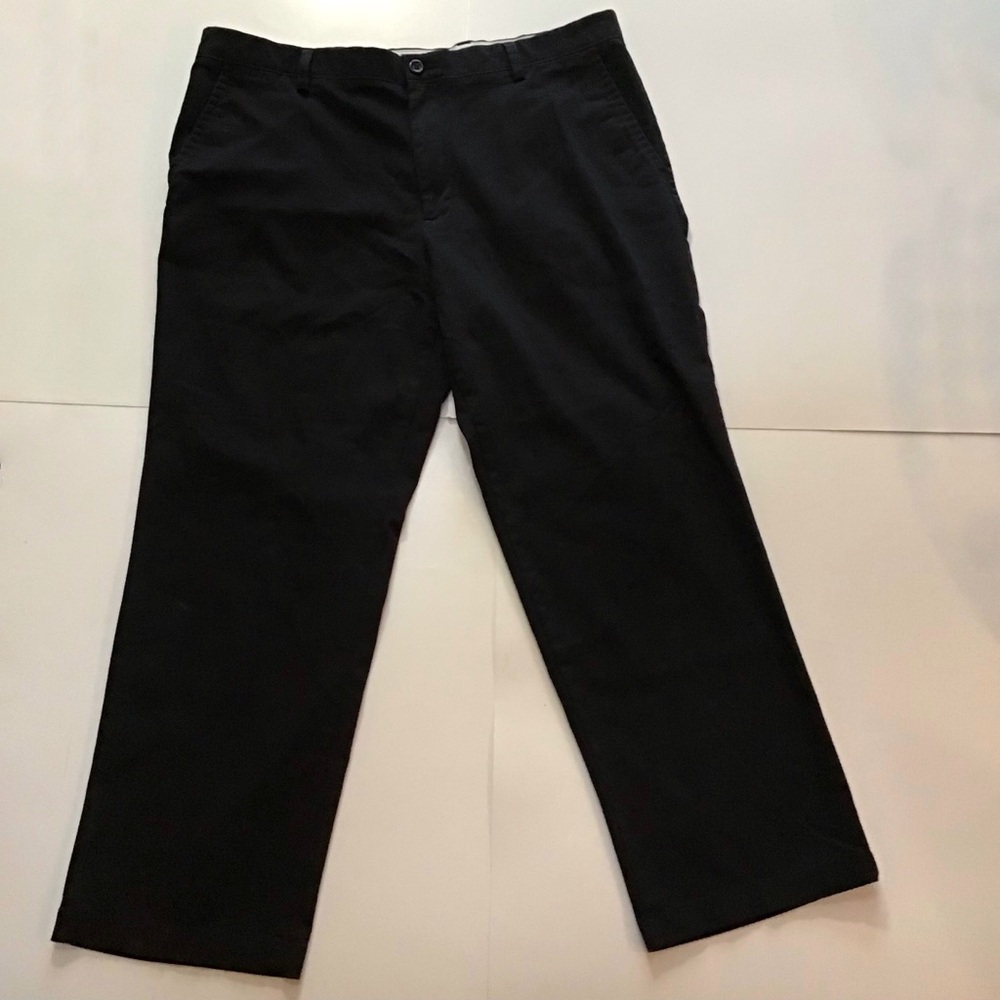 Dockers Mens Pants Black Size 38x29 Classic Fit Back & Front Pockets Chinos